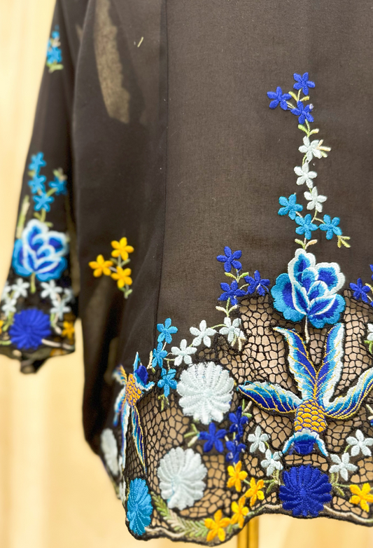 Kebaya Top with Blue Goldfish Embroidery