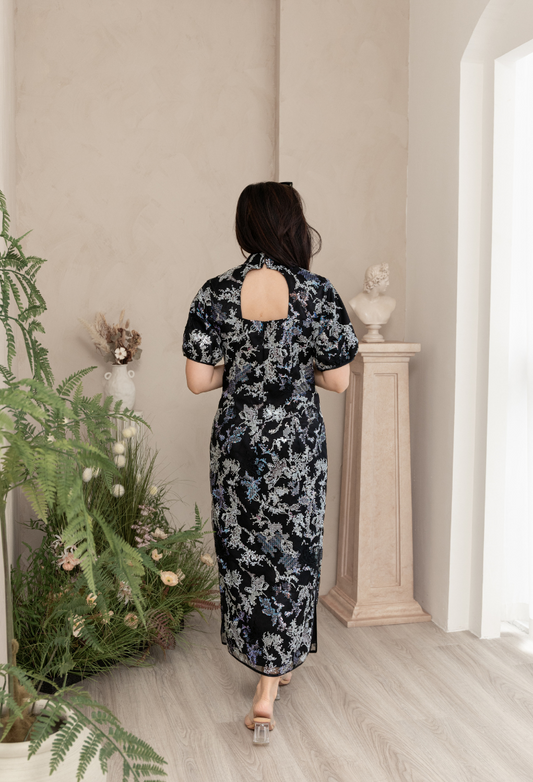 Sequinned Embellished Cheongsam