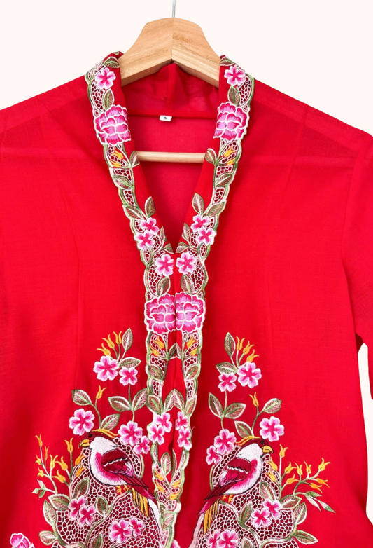 (S) Red Kebaya