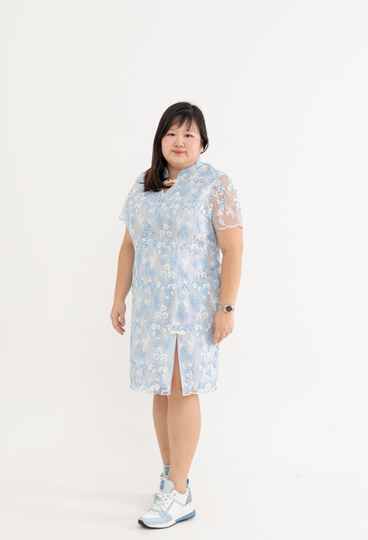 Embellished Lace Cheongsam (Plus sized)