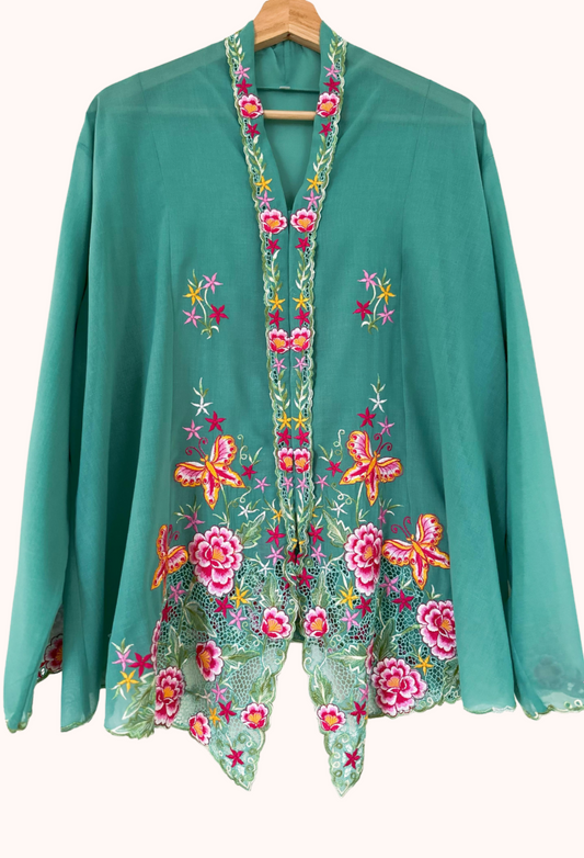 (6XL) Light Turquoise Green Kebaya