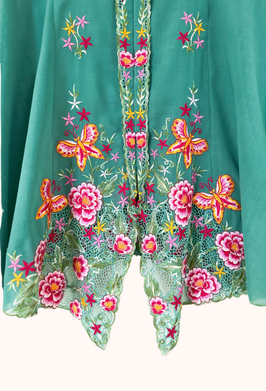 (6XL) Light Turquoise Green Kebaya