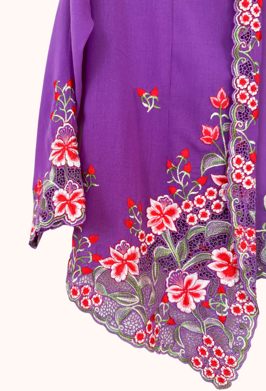 (L) Purple Kebaya