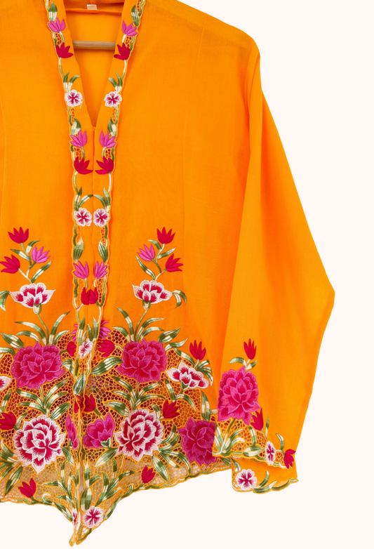 (XL) Orange Kebaya