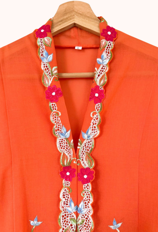 (L) Orange Kebaya