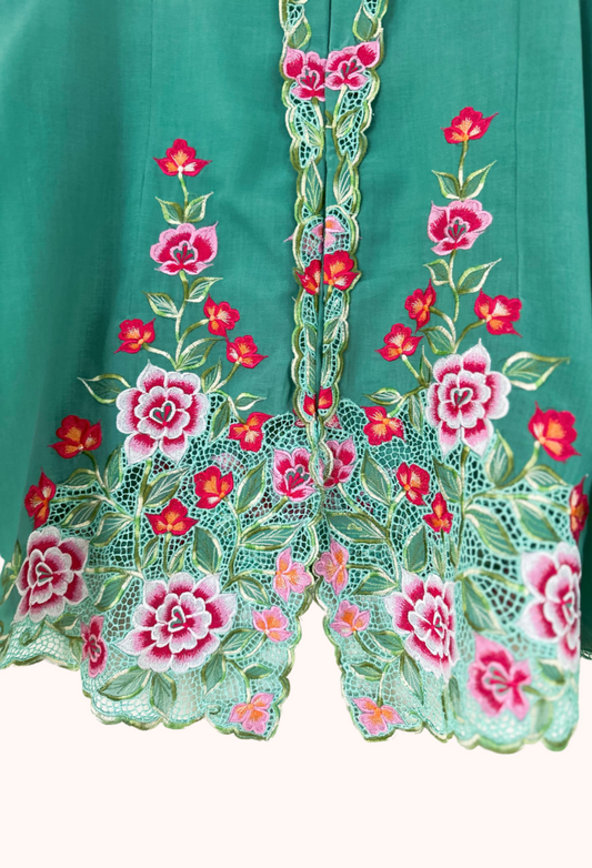 (5XL) Light Turquoise Green Kebaya