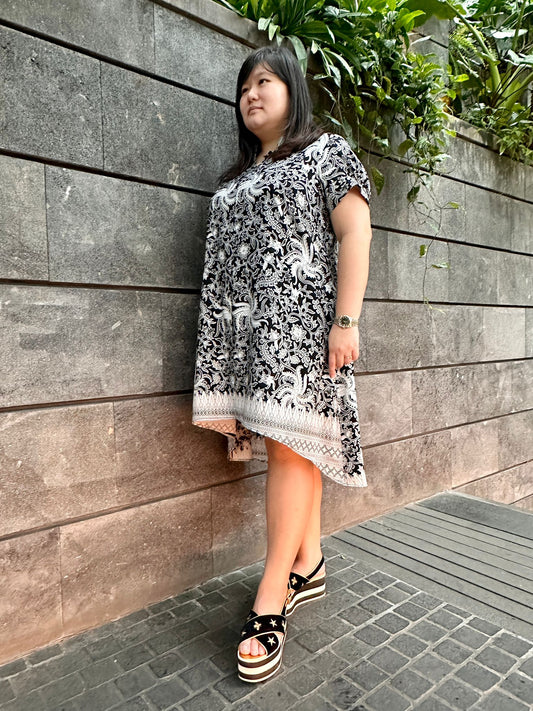 Rey Hi Lo Hem Batik Dress with Mandarin Collar Plus Size