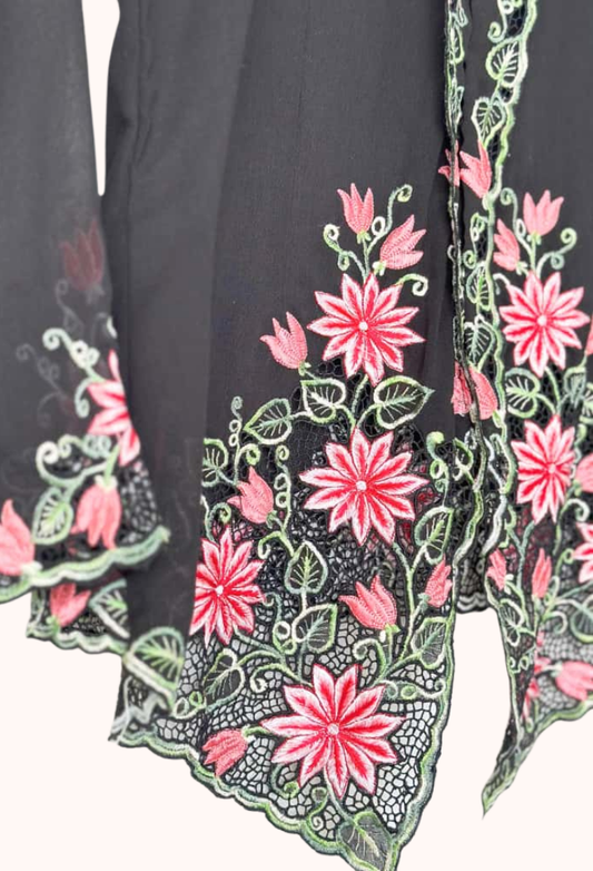 (S) Black Kebaya