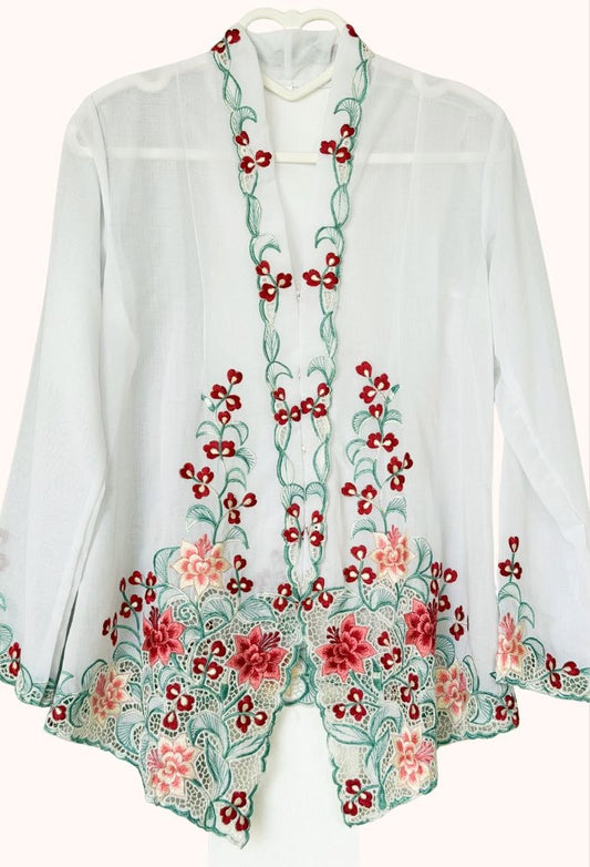 (S) White Kebaya