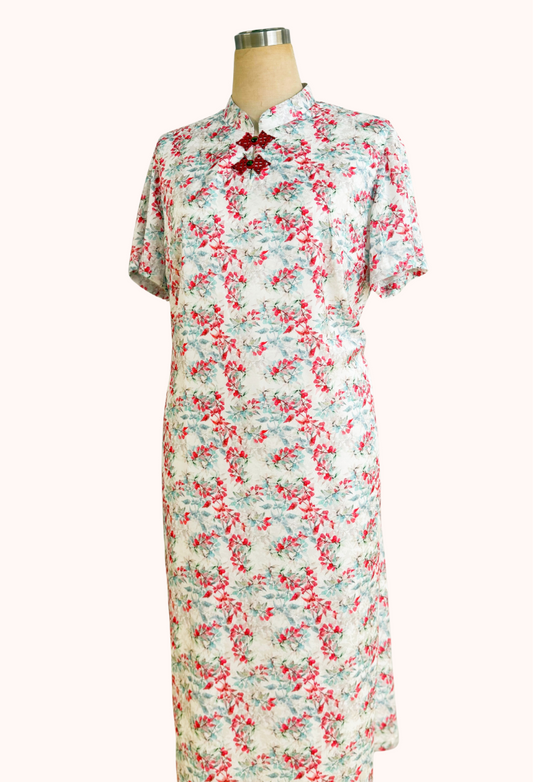 White Batik Cheongsam