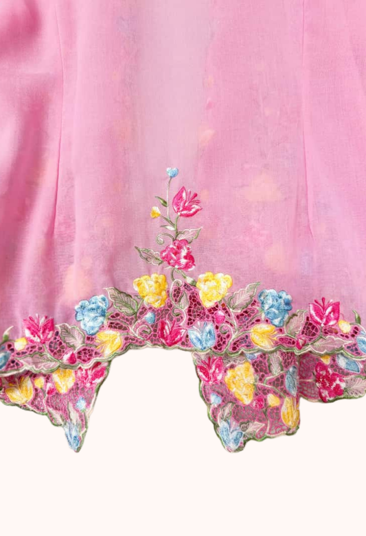 (L) Pink Kebaya