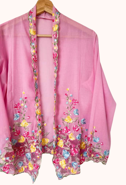 (L) Pink Kebaya