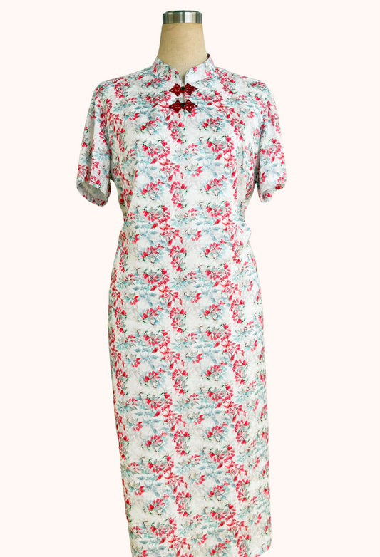White Batik Cheongsam