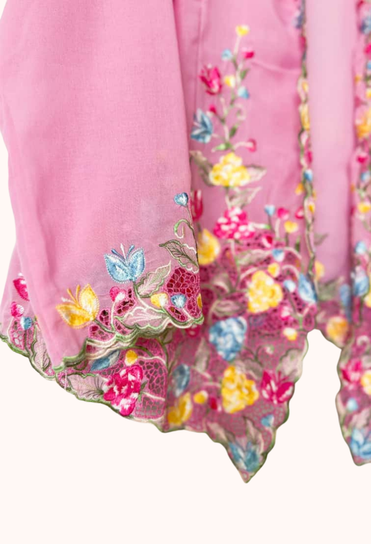 (L) Pink Kebaya