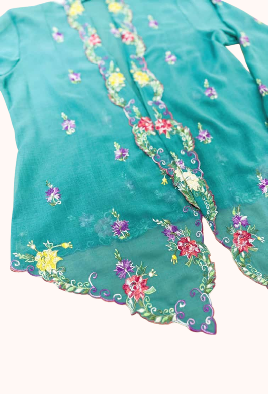 (L) Turquoise Green Kebaya