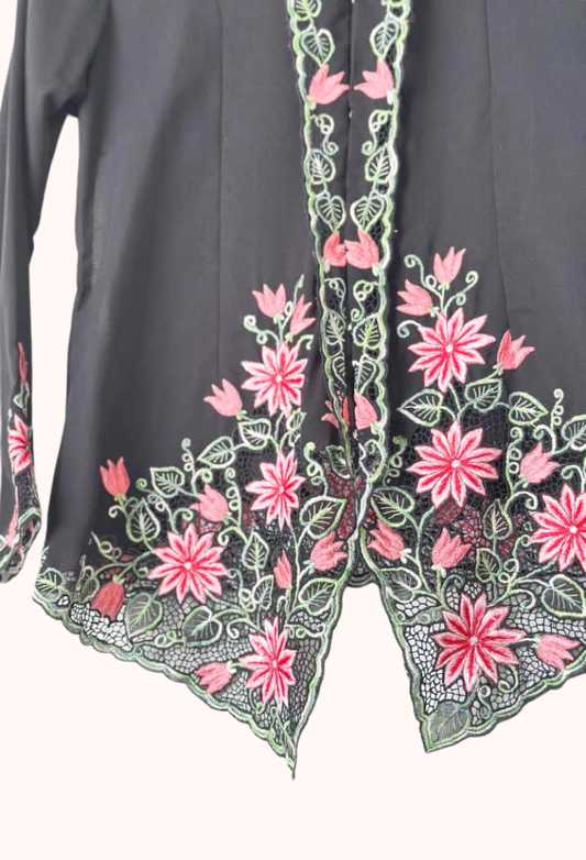 (S) Black Kebaya