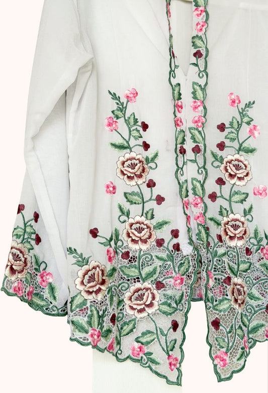 (S) White Kebaya